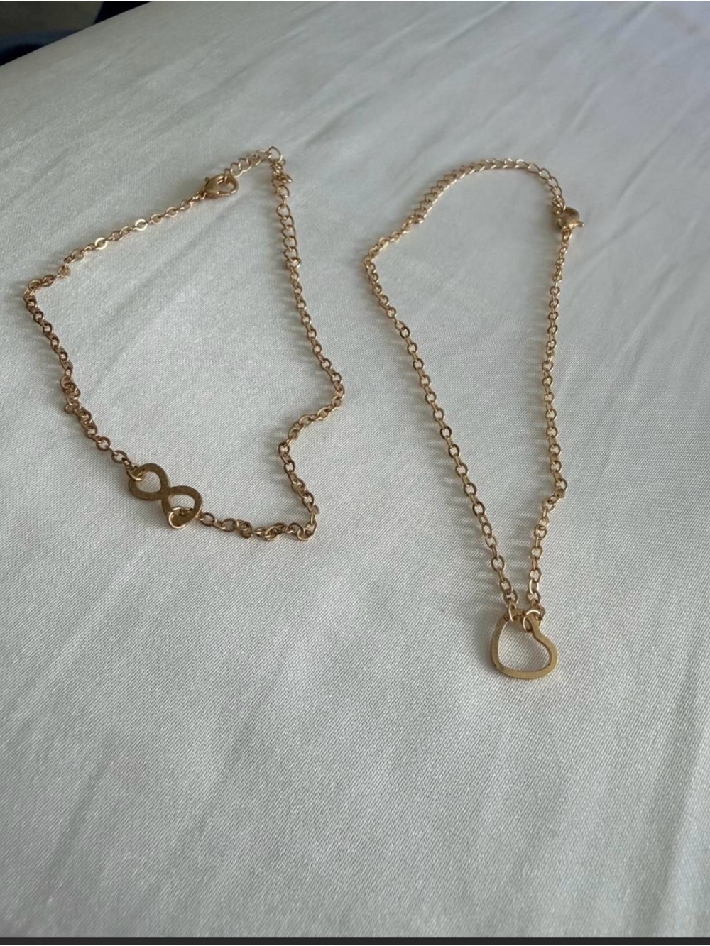 Gold Heart & Infinity Pendant Anklet Set